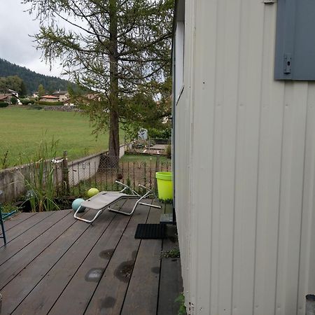 La Roulotte Apartment Travers Exterior photo